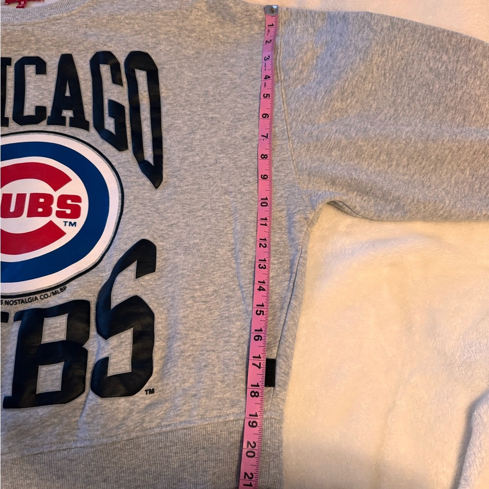 Mitchell & Ness Gray CUBS Cooperstown Collection Sweatshirt - Picture 7 of 8